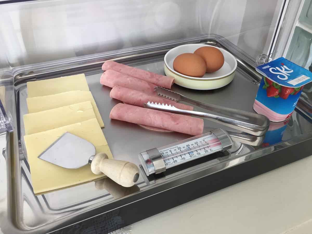 Southend Airport Bed & Breakfast ロッチフォード エクステリア 写真